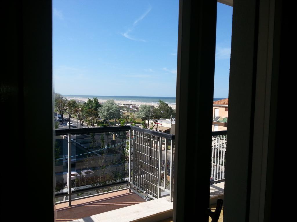 Hotel Marinella ريميني المظهر الخارجي الصورة
